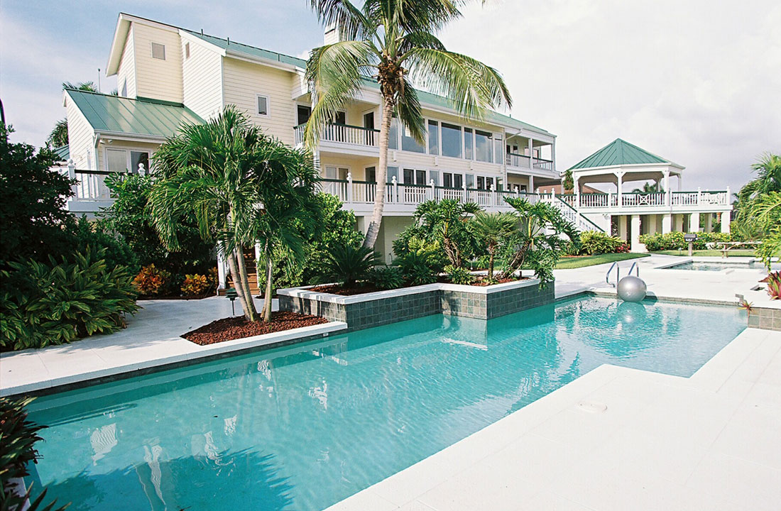 Exterior-Renovation-Fort-Myers-FL-Riverfront_pool-w