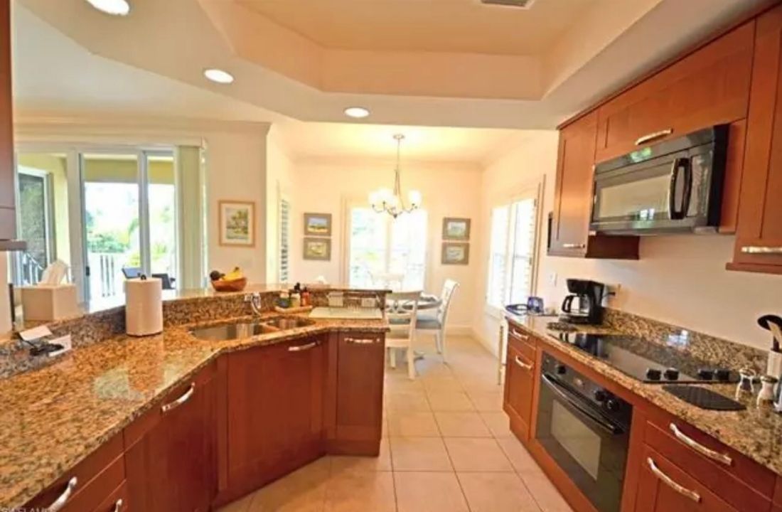 Naples FL Kitchen Before Remodel 