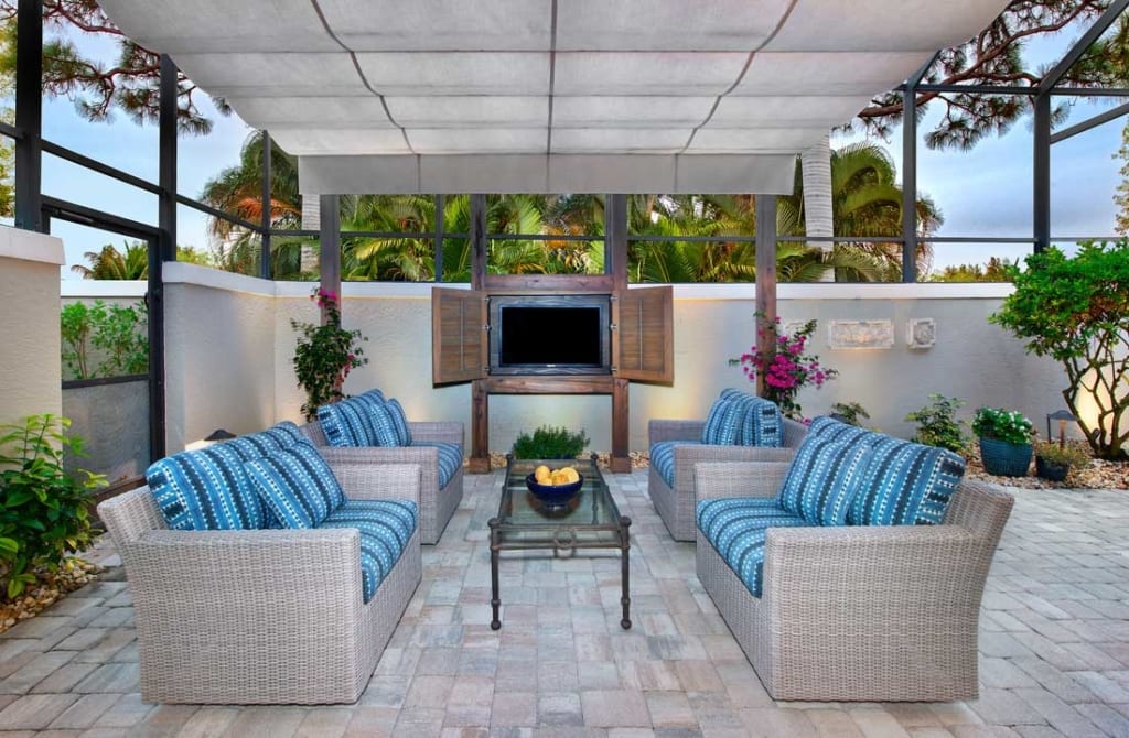 How To Create An Indoor-Outdoor Living Space - Valverdi Indoor-Out