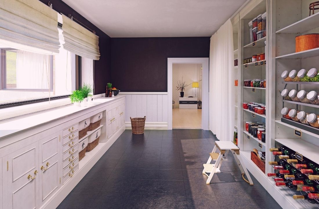 https://progressivedesignbuild.com/wp-content/uploads/2020/08/Large-Walk-in-Pantry.jpg